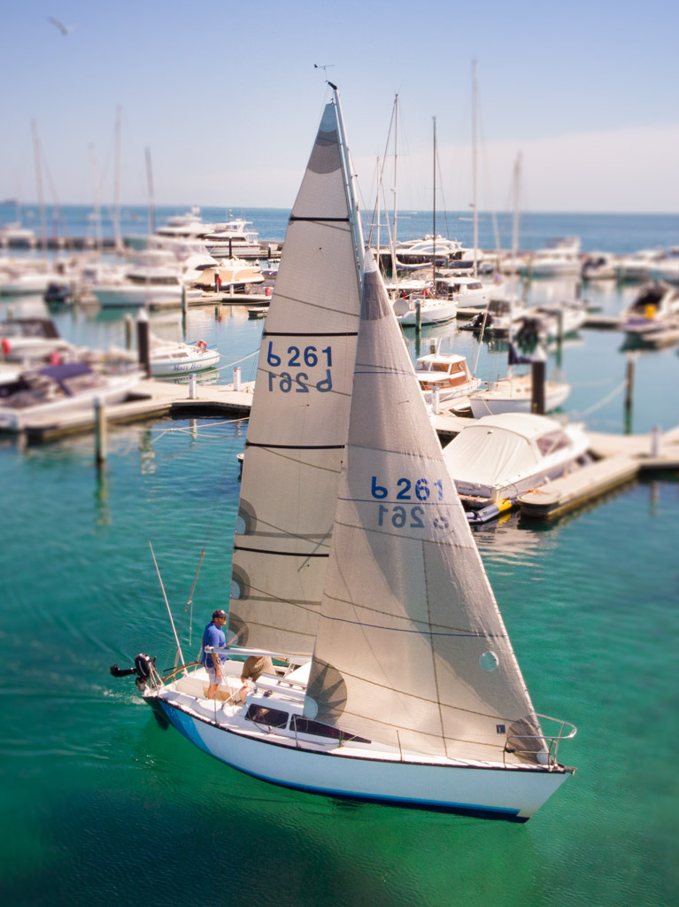 Sonata 8 keelboats